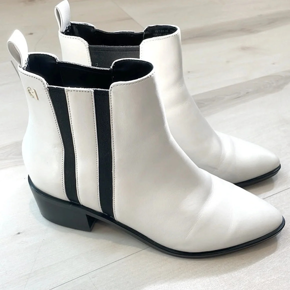 Cole Haan Valorie Chelsie Bootie Boots Size - Picture 2 of 13